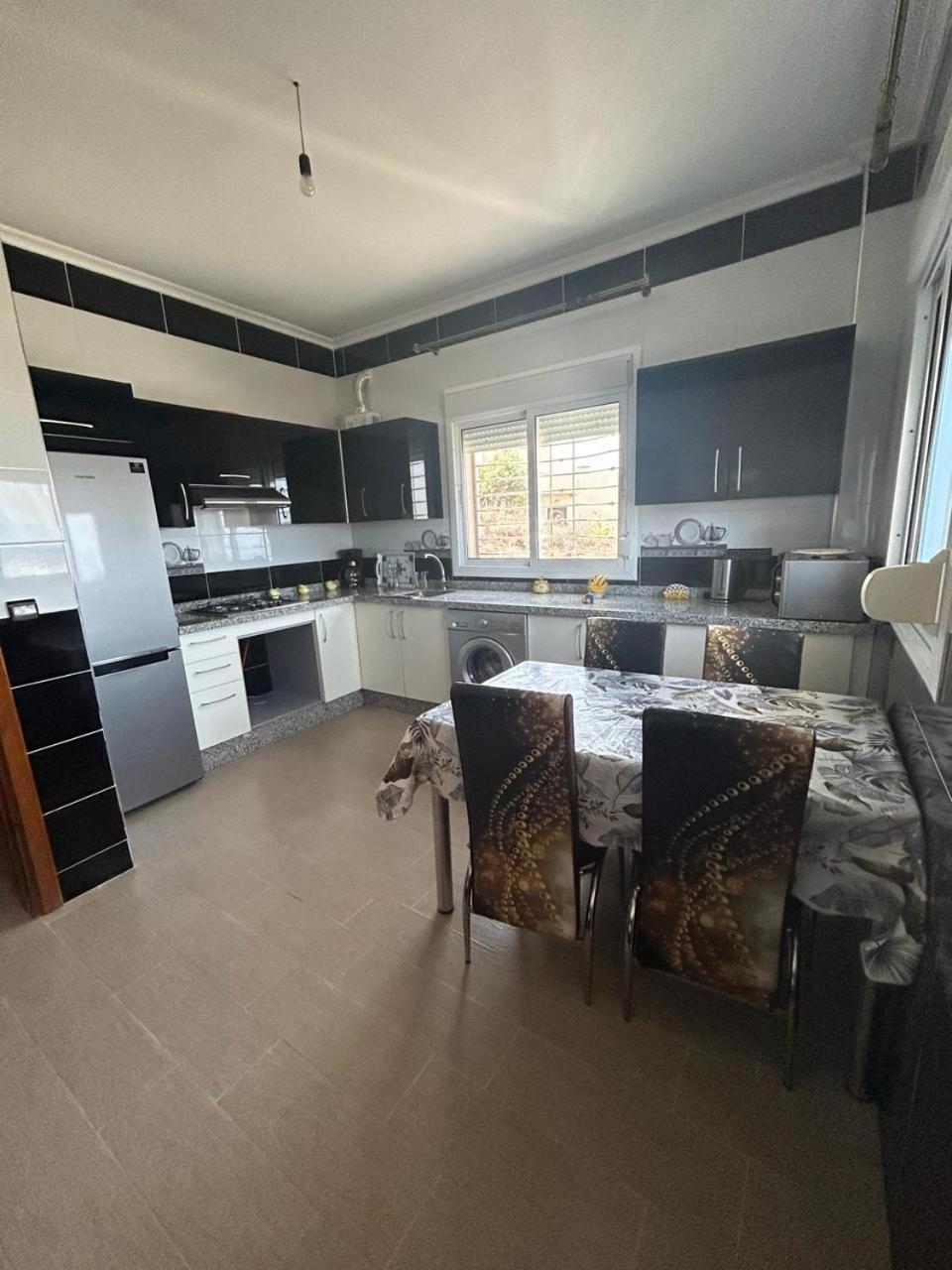 Appartement A Houma, Proche Port Tanger Med Dalia Extérieur photo