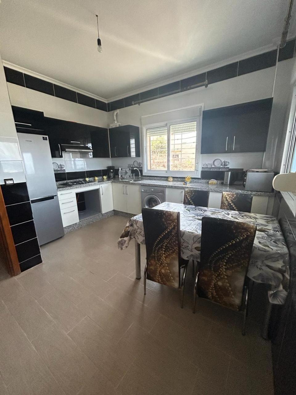 Appartement A Houma, Proche Port Tanger Med Dalia Extérieur photo