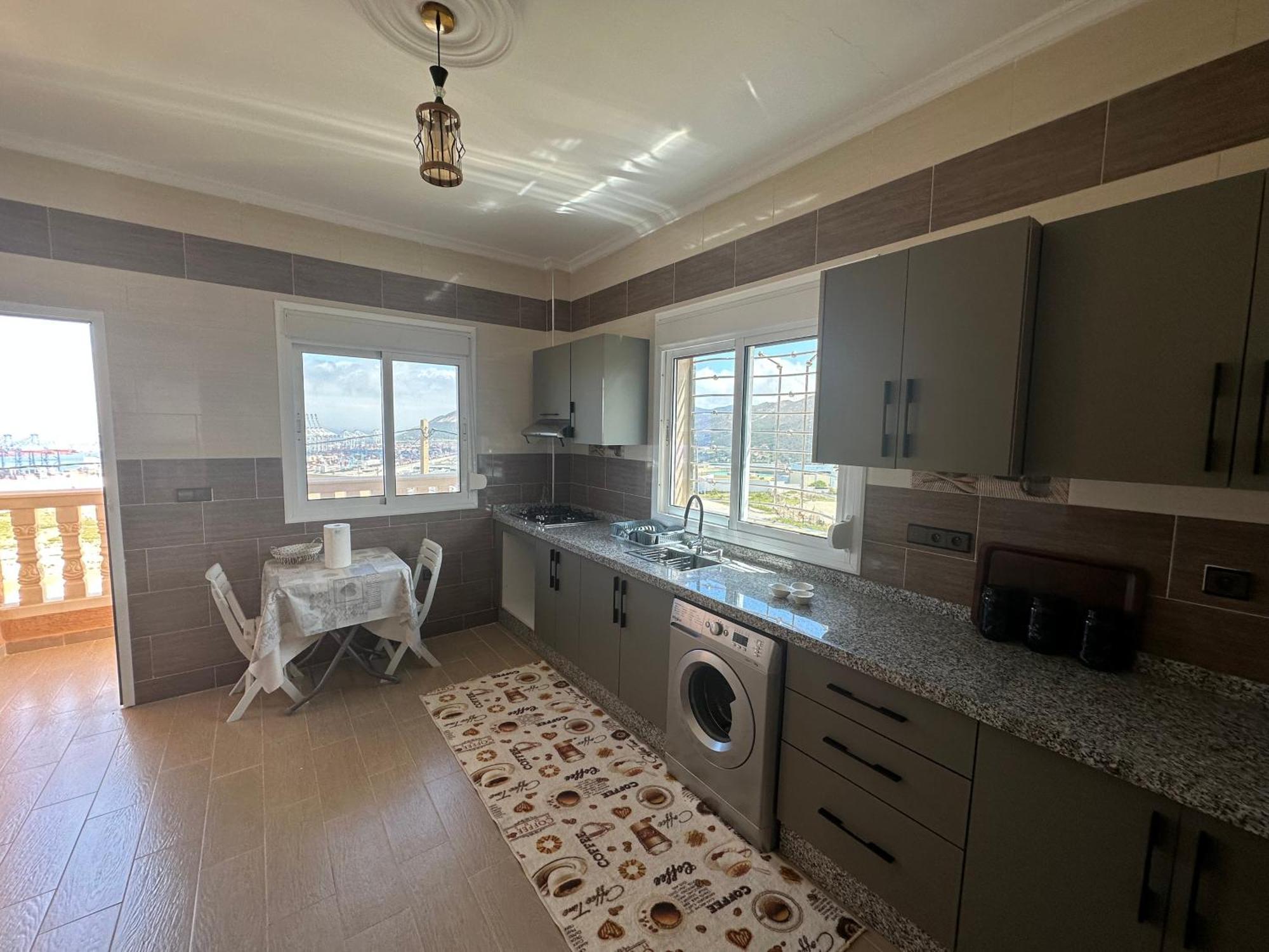 Appartement A Houma, Proche Port Tanger Med Dalia Extérieur photo
